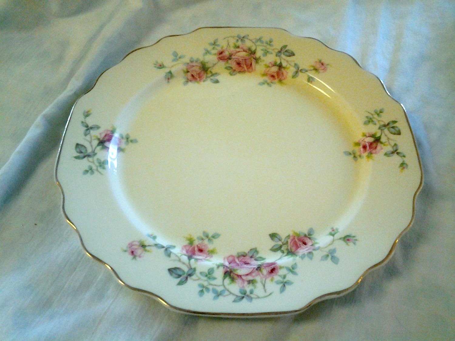 On Sale W S George Canarytone 9.5 inch Serving Plate Vintage