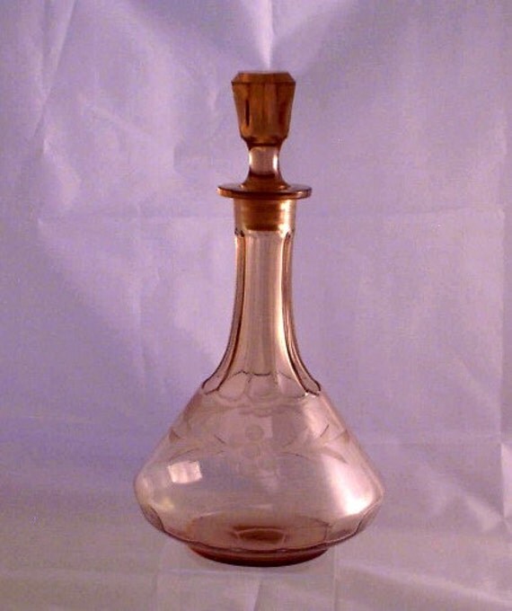 Decanter Vintage Depression Pink Glass Ribbed Stretched Neck