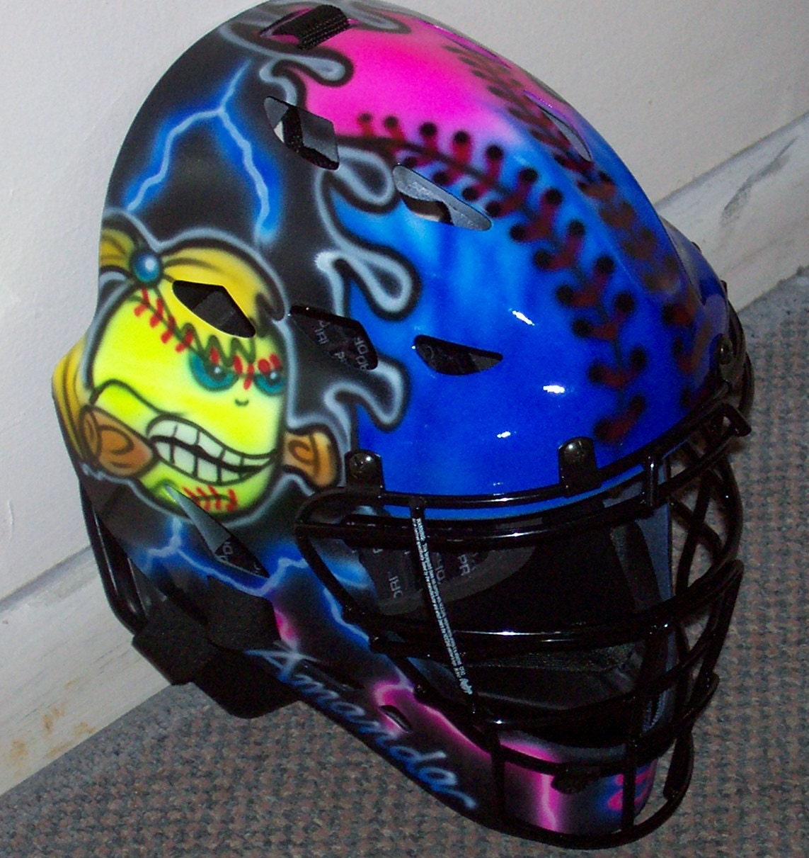 Airbrush Softball catchers helmet Rawlings YOUTH by tonysairbrush