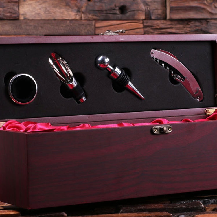 Personalized 5pc Wine Accessories Tool Kit Gift by TealsPrairie