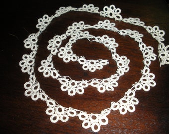 Length of antique tatting
