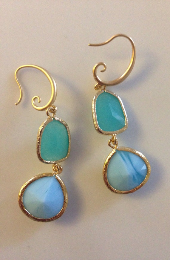 Items similar to Mint and Sky blue earrings, spring earrings, retro on Etsy
