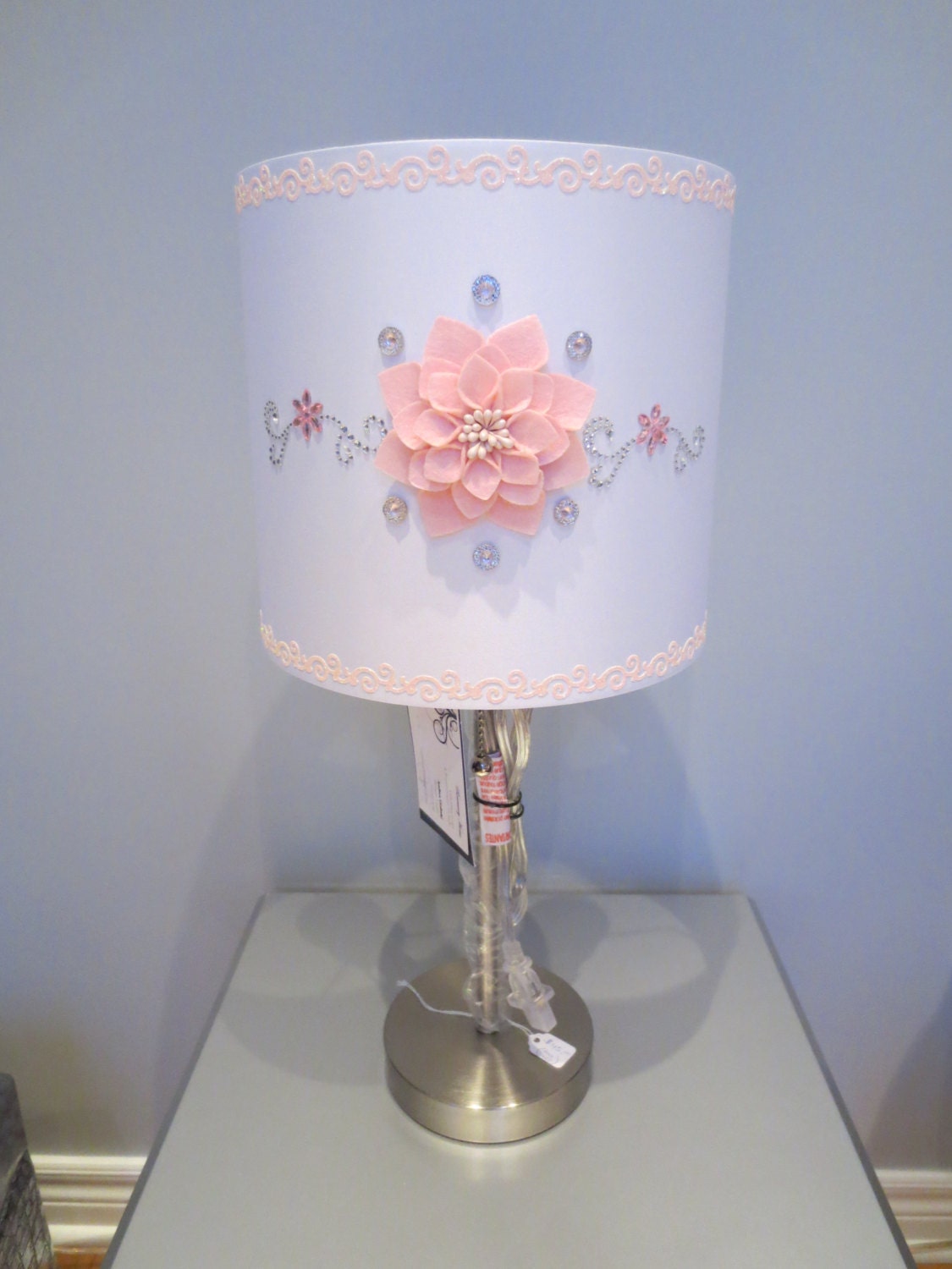 Girly Glam Lamp w/white lamp shade light pink floral
