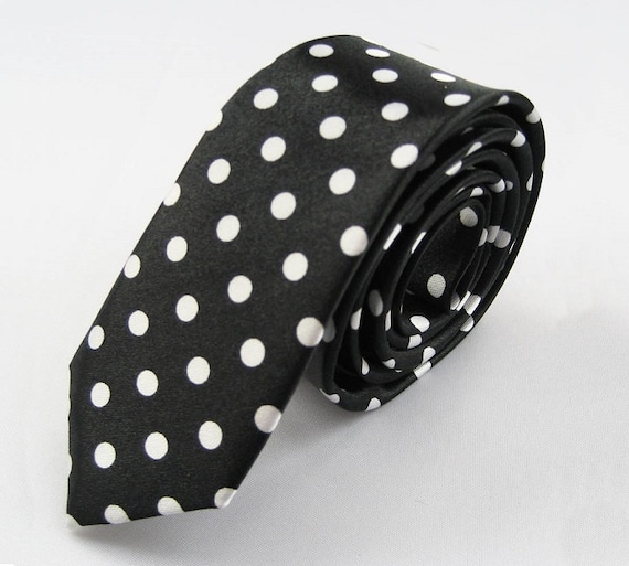 Black and White Polka Dot Skinny Tie. Skinny Tie. by Tietle