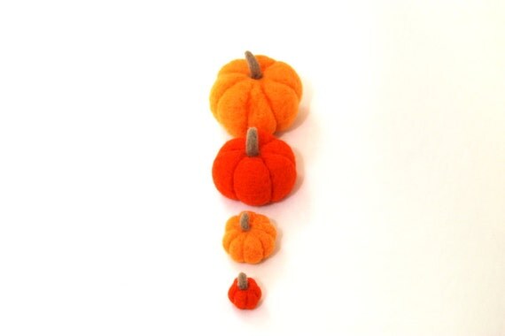 https://www.etsy.com/listing/203608099/needle-felted-pumpkins-set-of-4-light?ref=teams_post