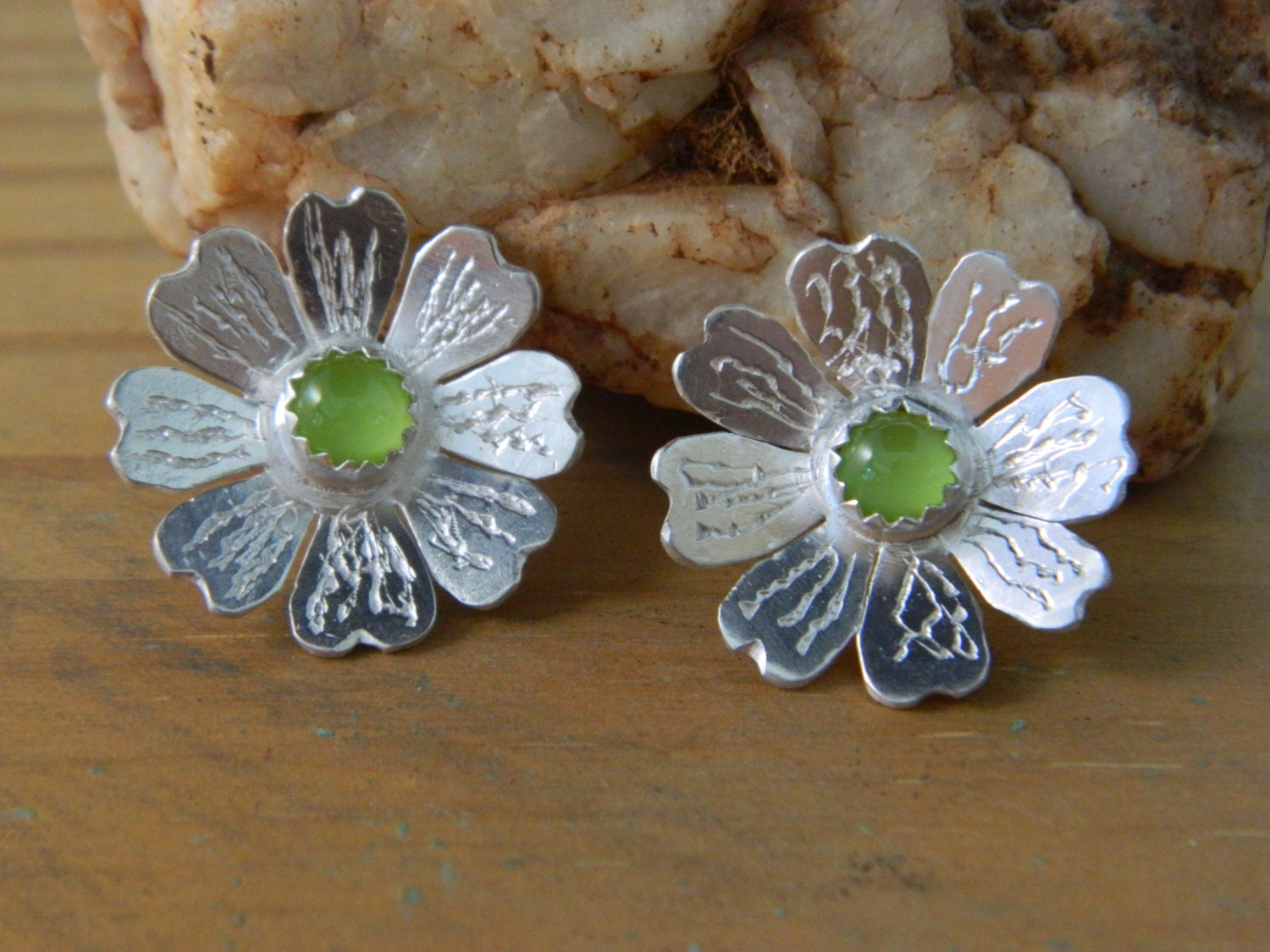Lime Daisy Post Earrings