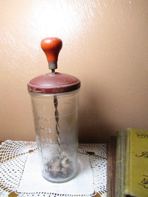 Vintage Hand Mixing Beater Blender Jar