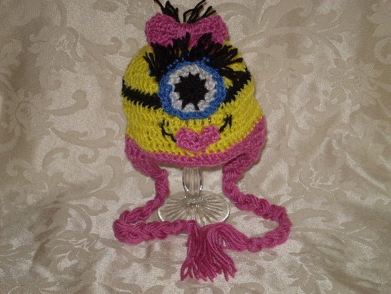 Crochet Despicable Me Girl Minion Earflap Hat Size Infant / Toddler / Preschooler