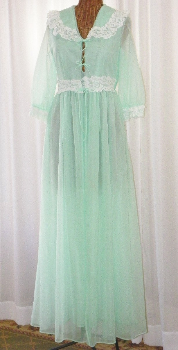 Vintage 1960s Chiffon Peignoir Set Sheer Double Layer Chiffon
