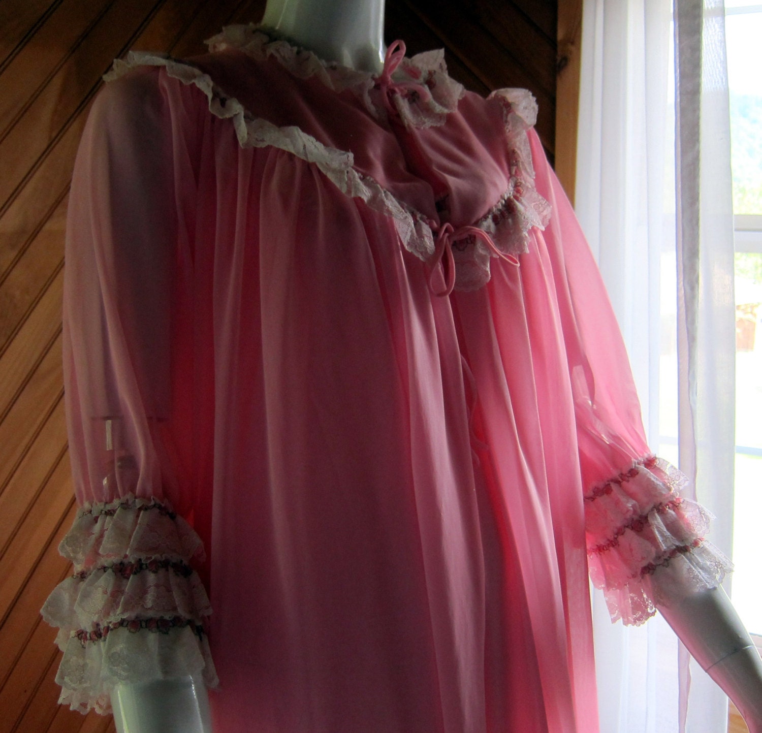 1960s Pink Peignoir Negligee Set Vintage Lingerie