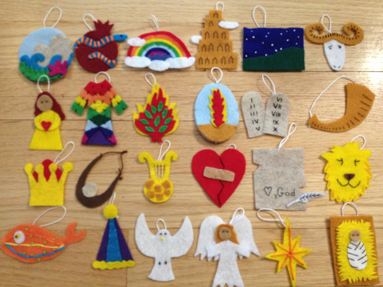 Tutorial for 24 Jesse Tree ornaments insipred by the Jesus