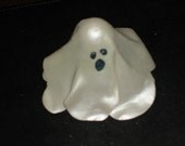 Gumpaste Ghost for Cakes anc Cupcake Toppers