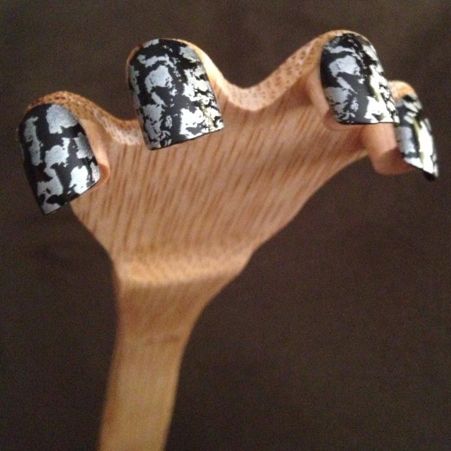 Bamboo Back Scratcher with Acrylic Nail nail color varies.