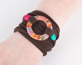Wrist wrap bracelet, fabric bracelet, 'wrap around your wrist' bracelet, handmade polymer clay bead, Dutch Design