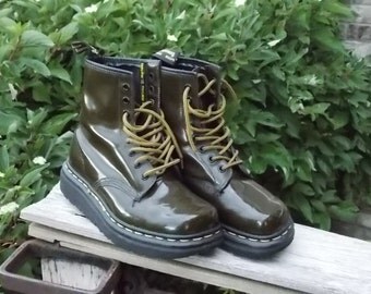 olive green dr marten boots