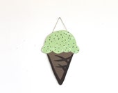 Mint Chocolate Chip Ice Cream Door Hanger, Summer Door Sign, Ice Cream Cone Decoration, Mint Green