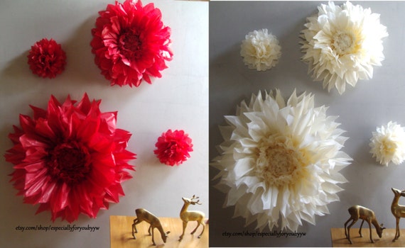 Christmas Decoration Set of 4 Giant Paper Flowers Perfect