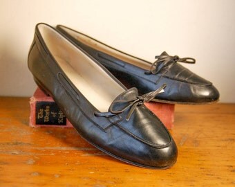 Size 9.5 | Vintage Johnston  Murph y Black Leather Loafer Flats ...