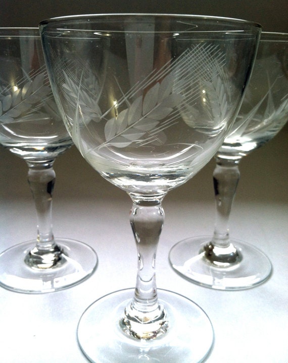 Vintage Wheat Etched Crystal Glass Set