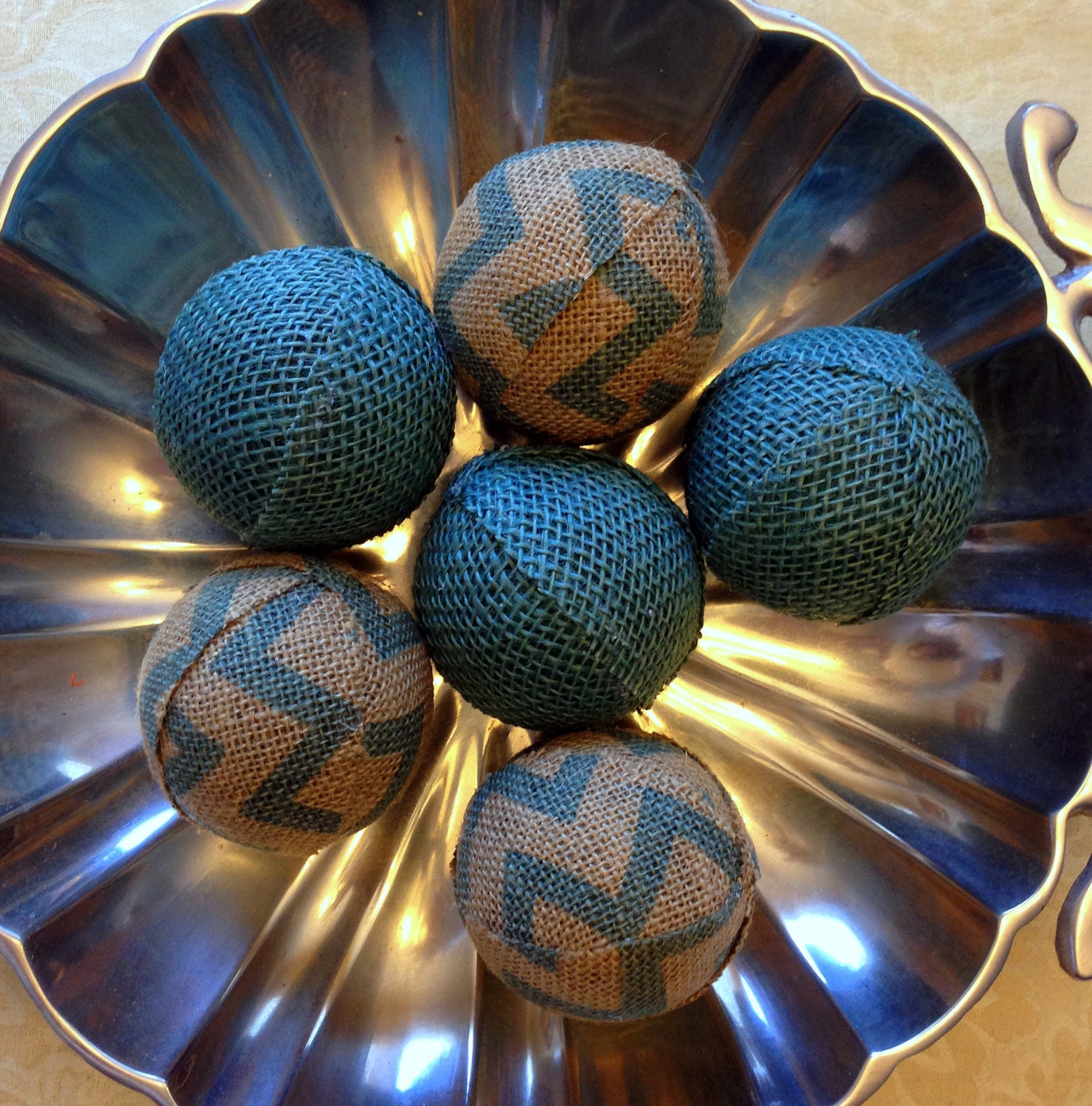 Burlap COUNTRY CHIC Decorative Balls Colored by DesignsARKS