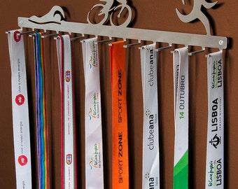 Triathlon hook medal display