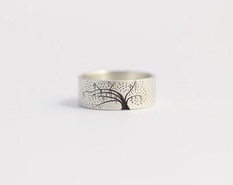 Unique Wedding Band with Savannah Oak in Matte White Gold 8mm 9ct