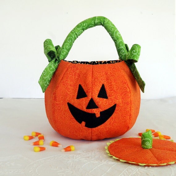 Pumpkin Trick or Treat Bag Quilted Orange by HolidaySpiritsDecor