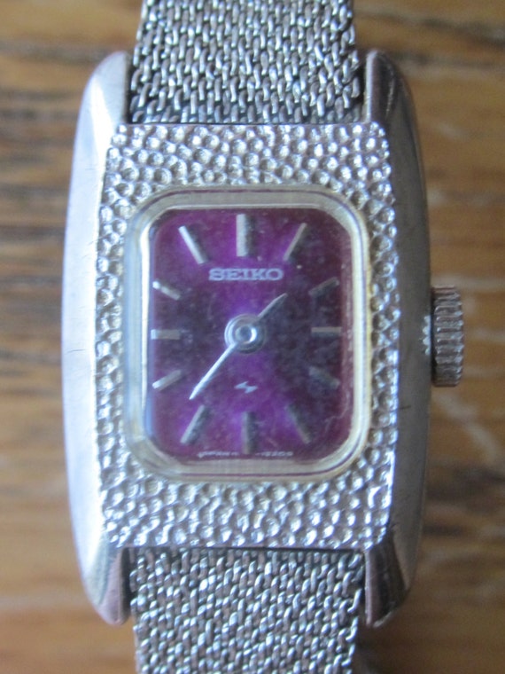 Vintage Seiko Purple Face Ladies Mesh Bracelet Watch 1970 Era