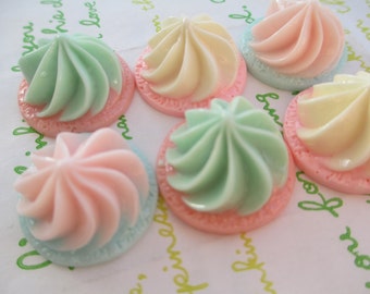 Chunky whipped cream cabochons 6pcs