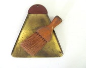 vintage dust pan and wooden brush