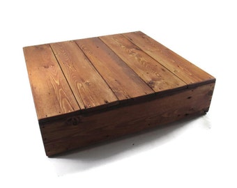 Rustic Cake Stand - Country Wedding Decor - Wood Centerpiece Stand - Vintage Wedding - Reclaimed Wood