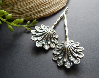 Beautiful Seaside Bridal Hair Pin, Beach Wedding Hair Accessory, Bridal Party Gift Set, Nautical Wedding Hair Pins Silver Seashell Hair Pins