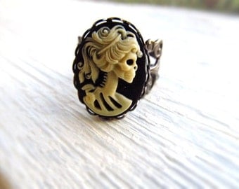 Halloween Ring, Skeleton Cameo Ring, Skull Ring, Gothic Jewelry, Statement Ring, Halloween Jewelry, Zombie Jewelry, Gothic Lolita Ring