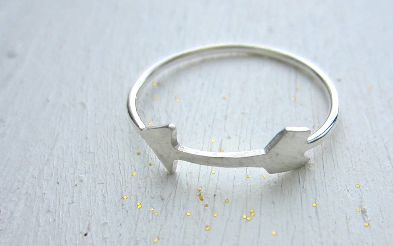 ... Sterling Silver Ring // Tribal Arrow Jewelry // Delicate Silver Ring