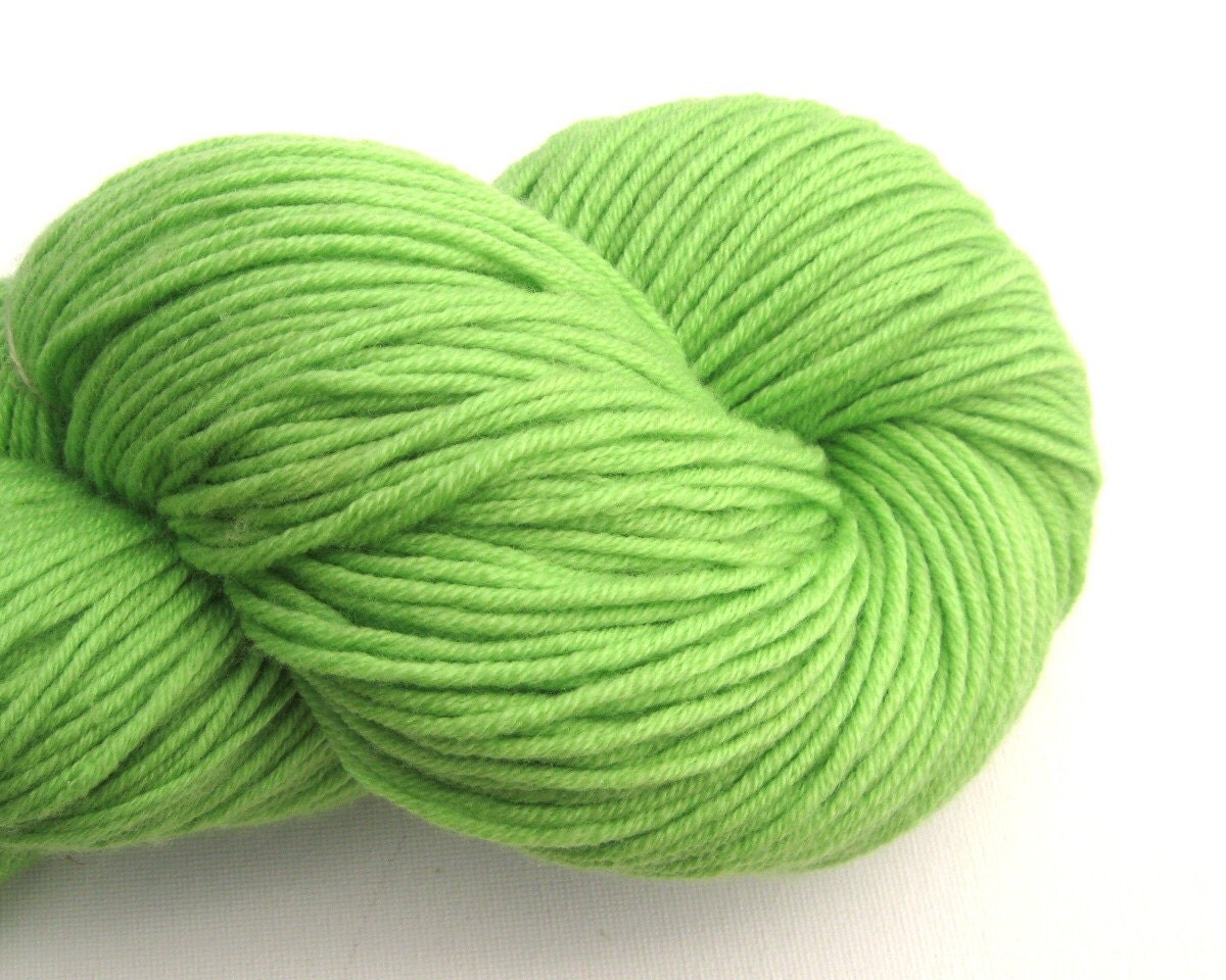 Super Bulky Weight Recycled Merino Wool Yarn Lime Green 190