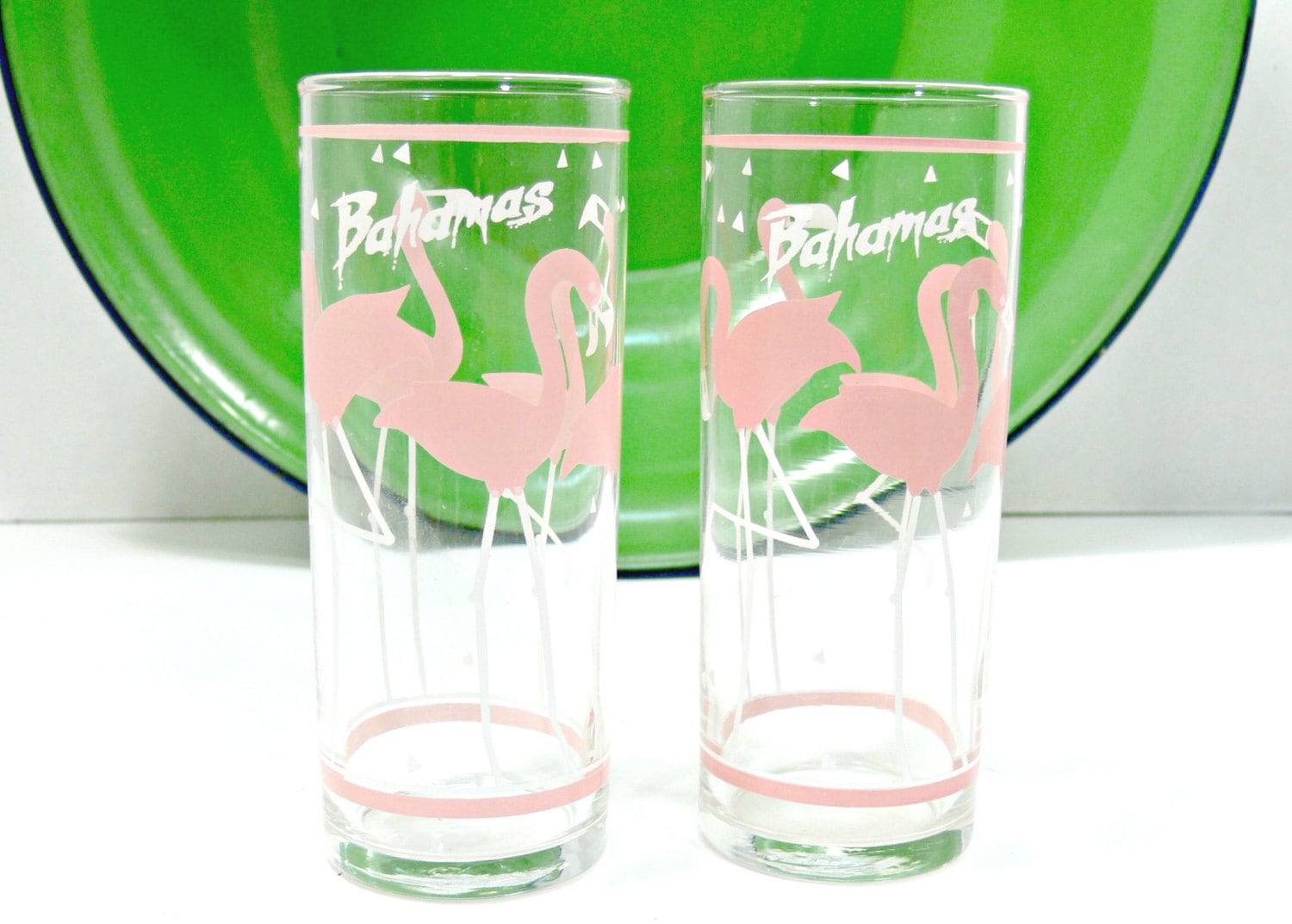 Pink Flamingo Bahamas Drinking Glasses Set of 2 by EitherOrFinds Pink Flamingo Bahamas Drinking Glasses Set of 2 by EitherOrFinds