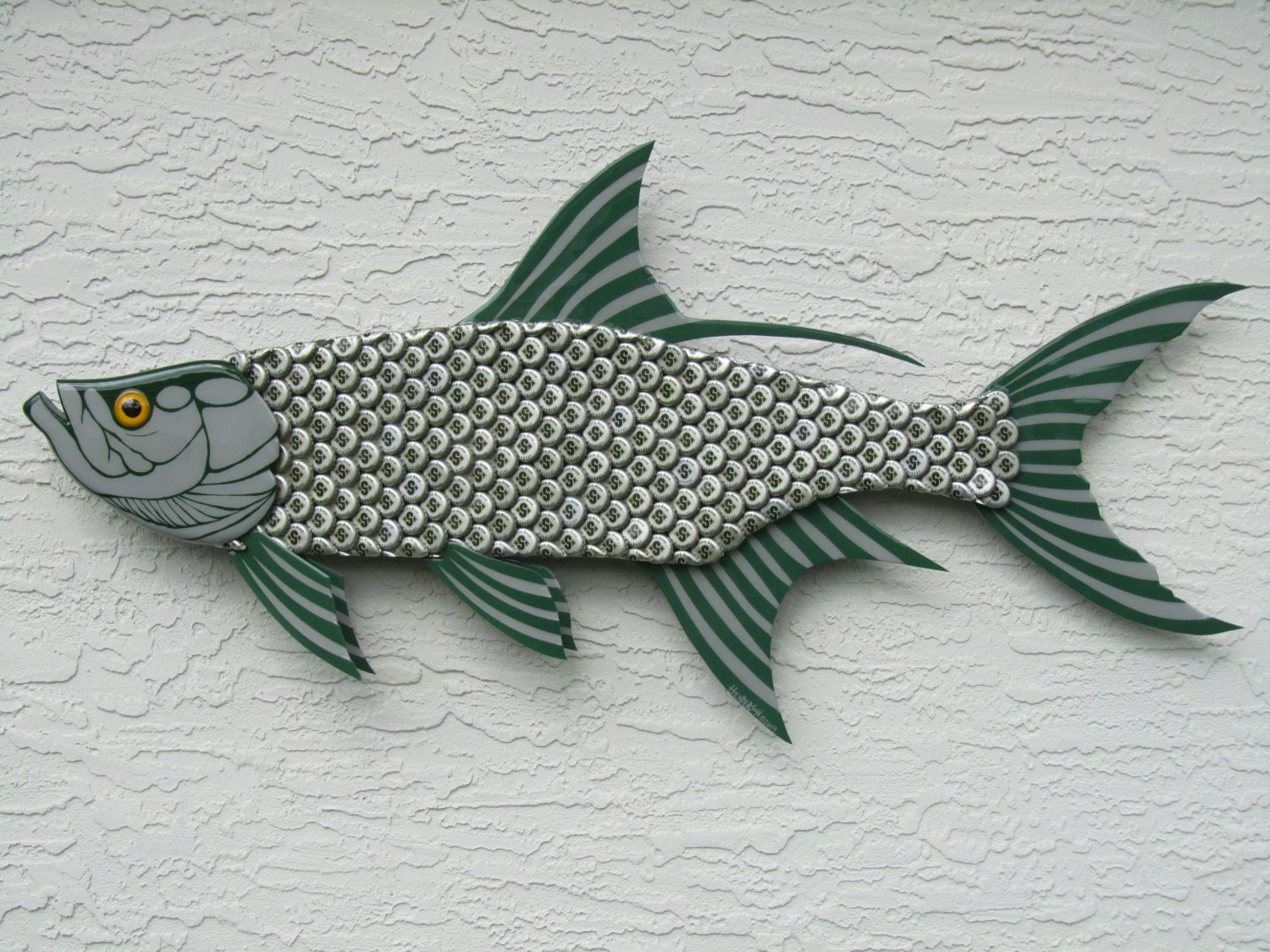 Tarpon Fish Large Metal Bottle Cap Fish Wall Art by EricsEasel