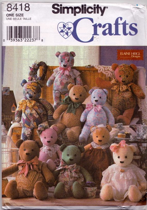 Simplicity Crafts 8418 Bears Overalls and Collars Pattern