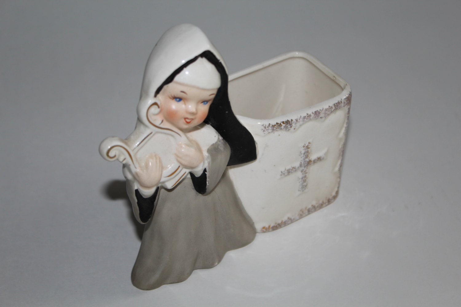 Vintage Artmark Nun Figurine Planter