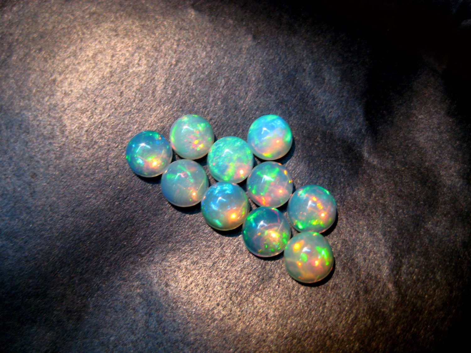 Aaa Quality Ethopian Welo Opal 5 Mm Round Shape Gemstone