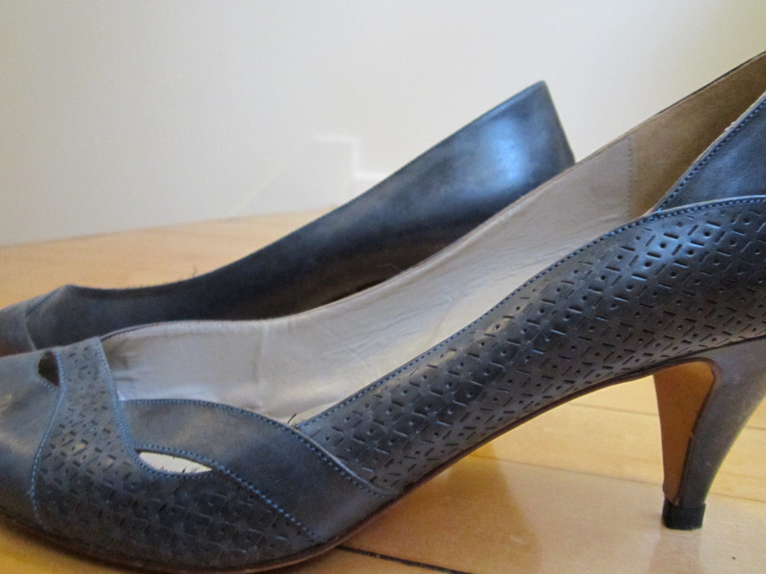 navy blue open toe heels