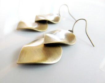 Gold Wavy Leaf Dangle Earrings - Golden Bronze Boho Metal Earrings - Fall Earrings