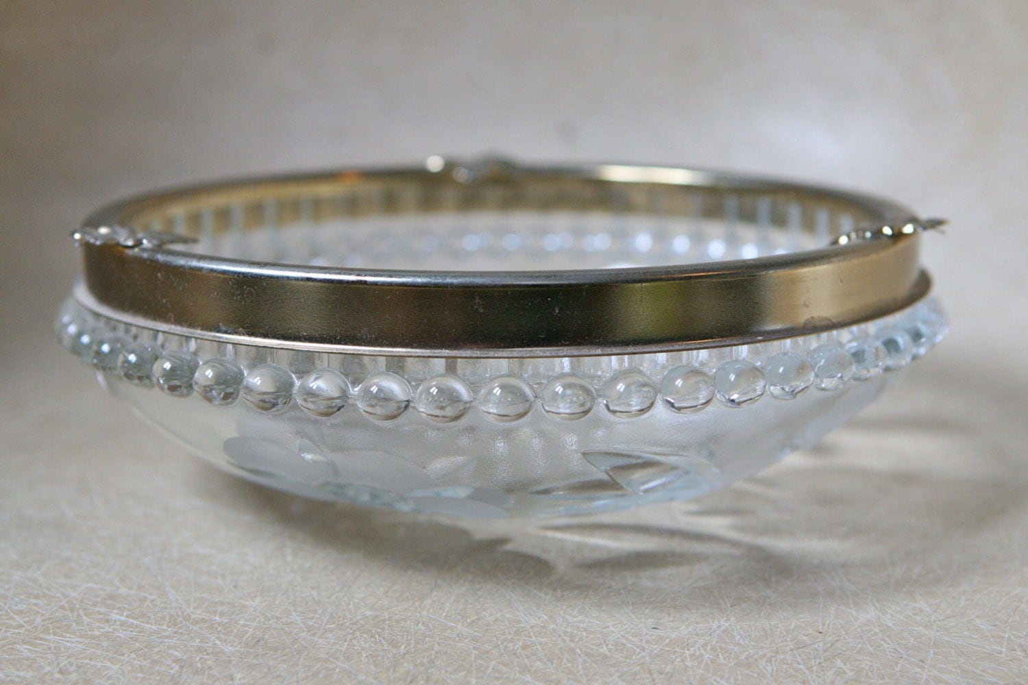 Beautiful decorated glass bowl Haute Juice