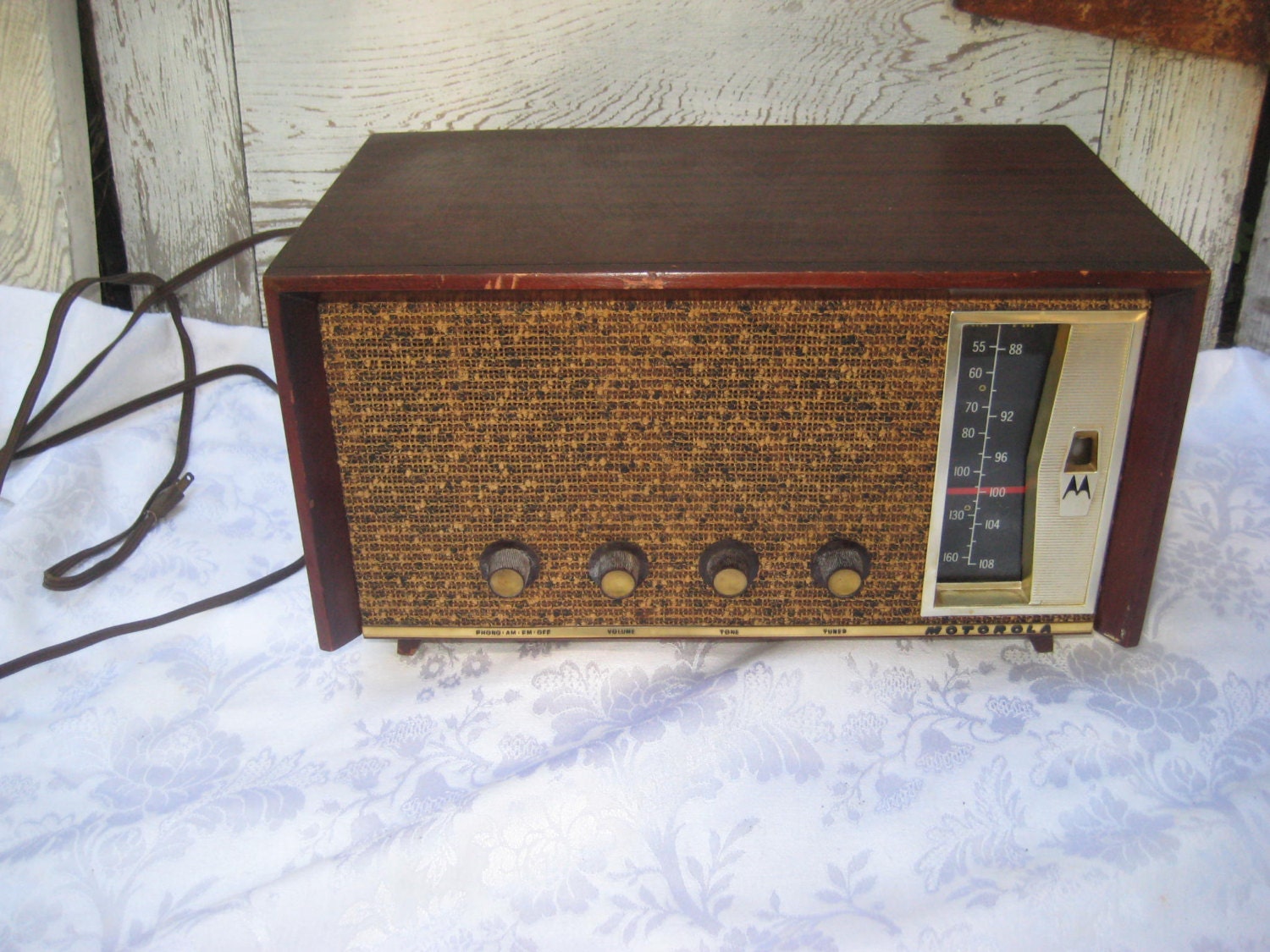AM FM vintage tube radio motorola radio mid century retro