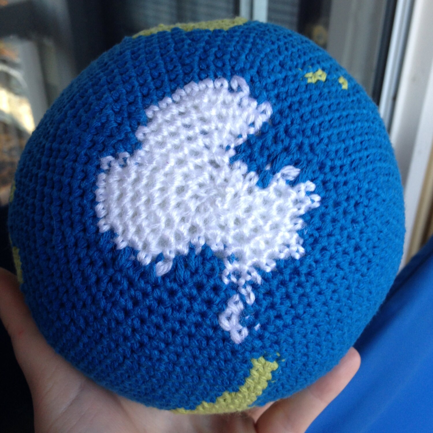 Crochet globe pattern world earth amigurumi