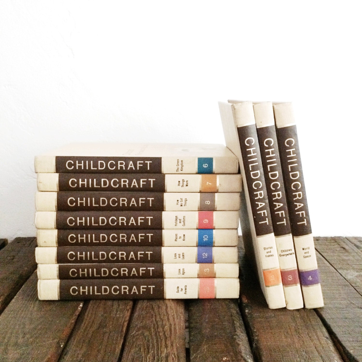 The book is set. Childcraft. Childcraft books энциклопедия купить. Philip's Encyclopedia. Childcraft reg. U.S. Pat.