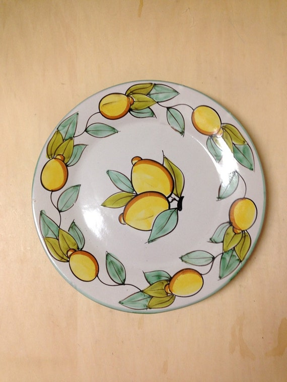 V. Pinto Vietri sul Mare ceramic hand painted Lemon Charger