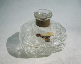 Small French Maison Andrae Narcissus Perfume Bottle