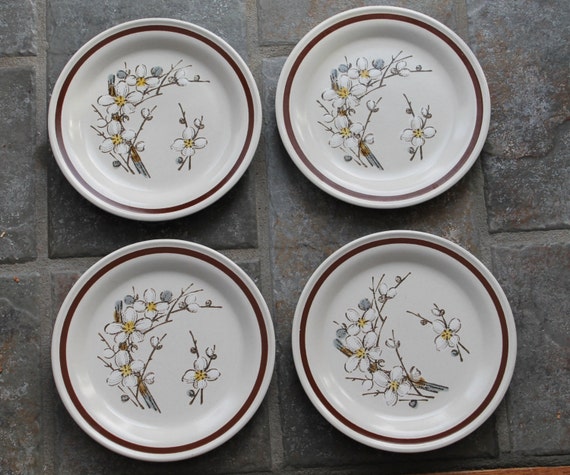 Vintage Japanese Stoneware Country Living