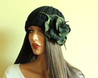 Green black brooch Felted brooch Dark olive green brooch Fancy flower Green flower Felt brooch